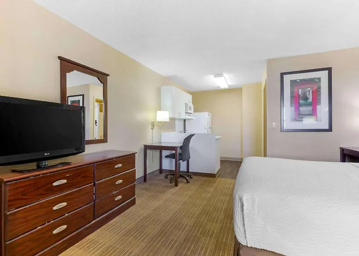 Extended America - - Grant Road Hotel