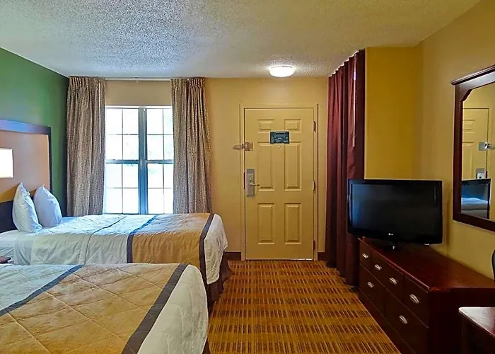 Extended America - - Grant Road Hotel